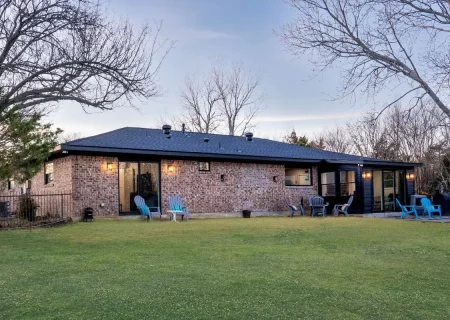 choctaw exterior rear post 2